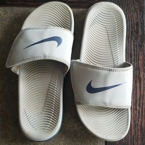 youth nike slides australia